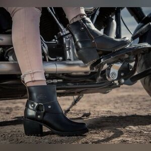 Harley-Davidson Women's Lalanne
Harness Riding
Boots - Black
$152 | $110